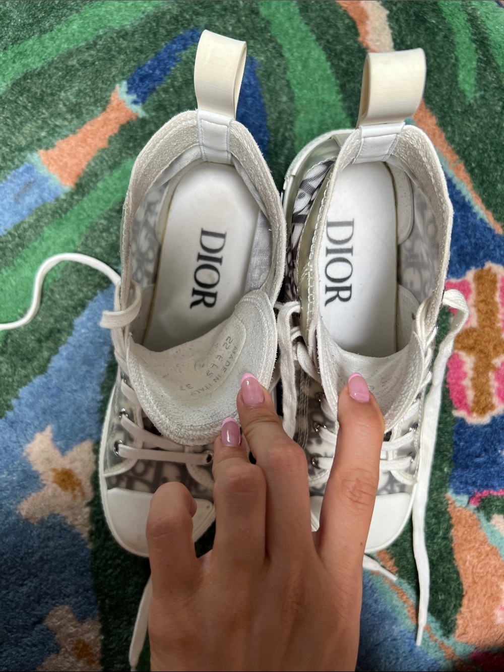 Dior High-Top Sneakers in White and Gray Oblique Print - Picture 5 of 5